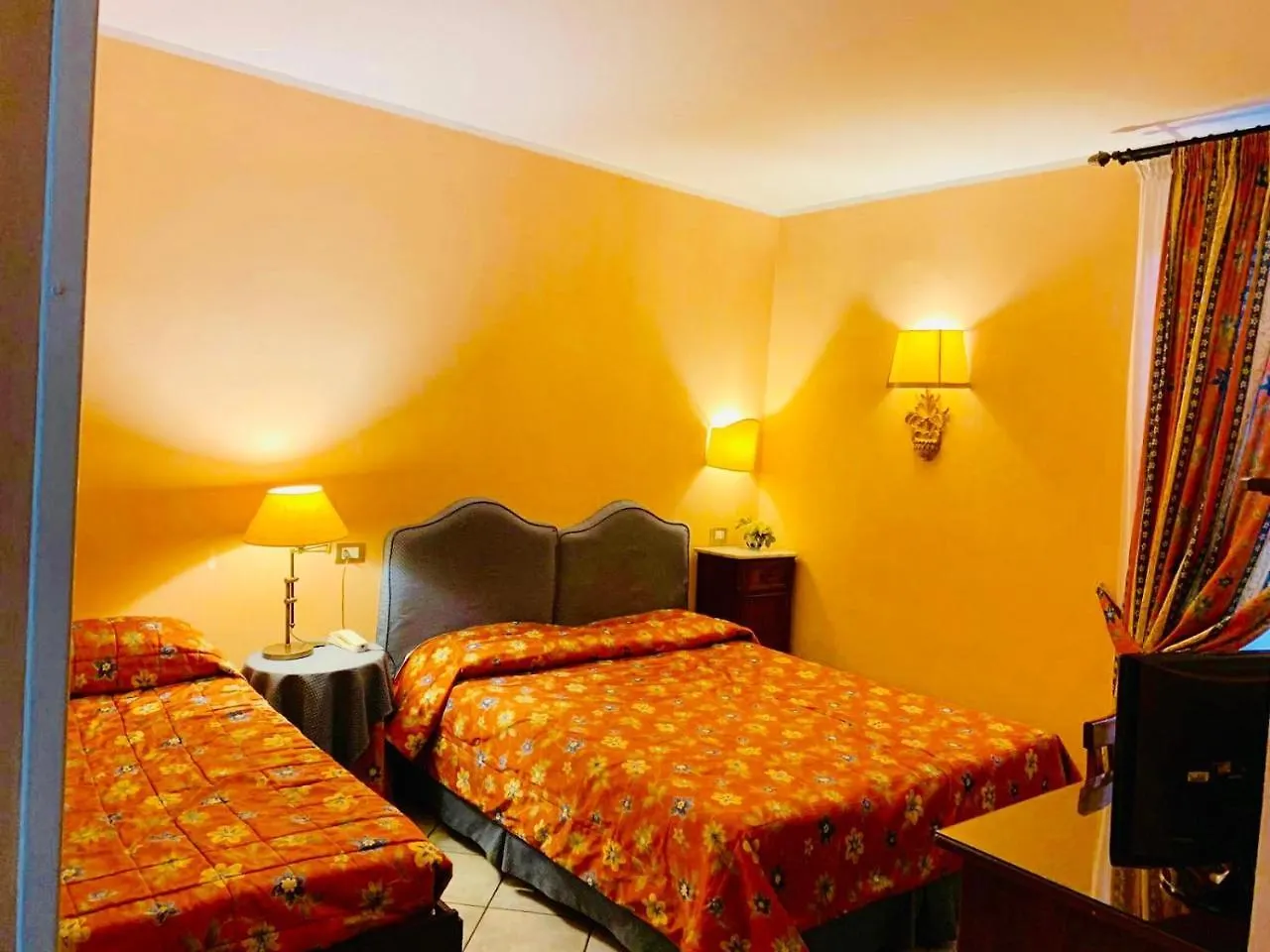 Villa Piccola Siena 3*,  Italia